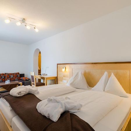 Hotel Gartnerkofel ซอนเนนอัลเพอ นัสส์เฟลด์ ภายนอก รูปภาพ