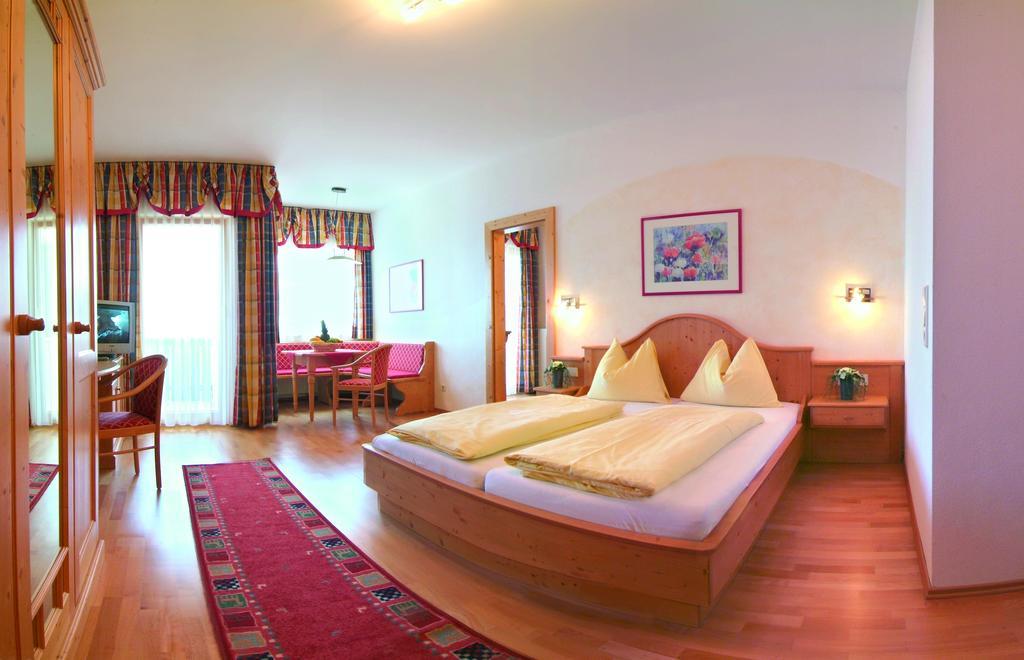 Hotel Gartnerkofel ซอนเนนอัลเพอ นัสส์เฟลด์ ภายนอก รูปภาพ