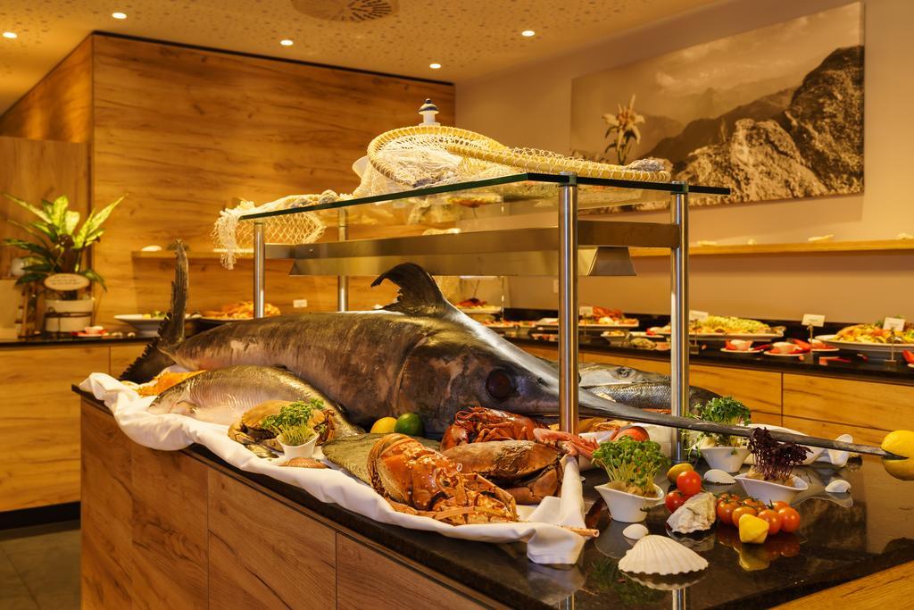 Hotel Gartnerkofel ซอนเนนอัลเพอ นัสส์เฟลด์ ภายนอก รูปภาพ